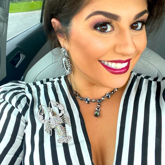 Meet your Posher, Sarah - Picture 1 of 1